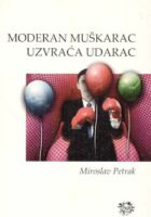 Moderan muškarac uzvraća udarac
