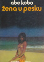 Žena u pesku