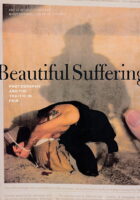 Beautiful Suffering: Photography and the Traffic in Pain Tapa blanda