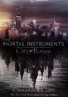 City of Bones (Mortal Instruments Book One)